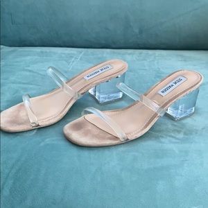 Steve Madden 6.5M clear slide on heel